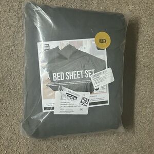 Gray Bed Sheet Set - Queen